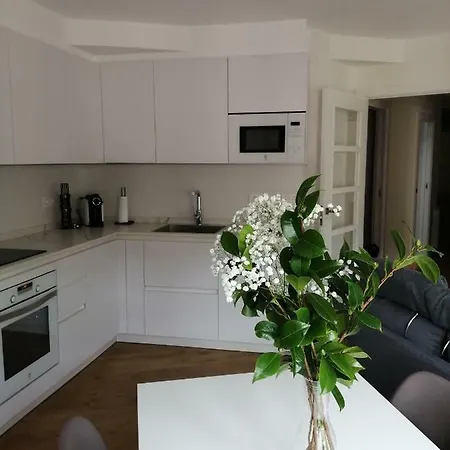 Belle Egia - Free Parking